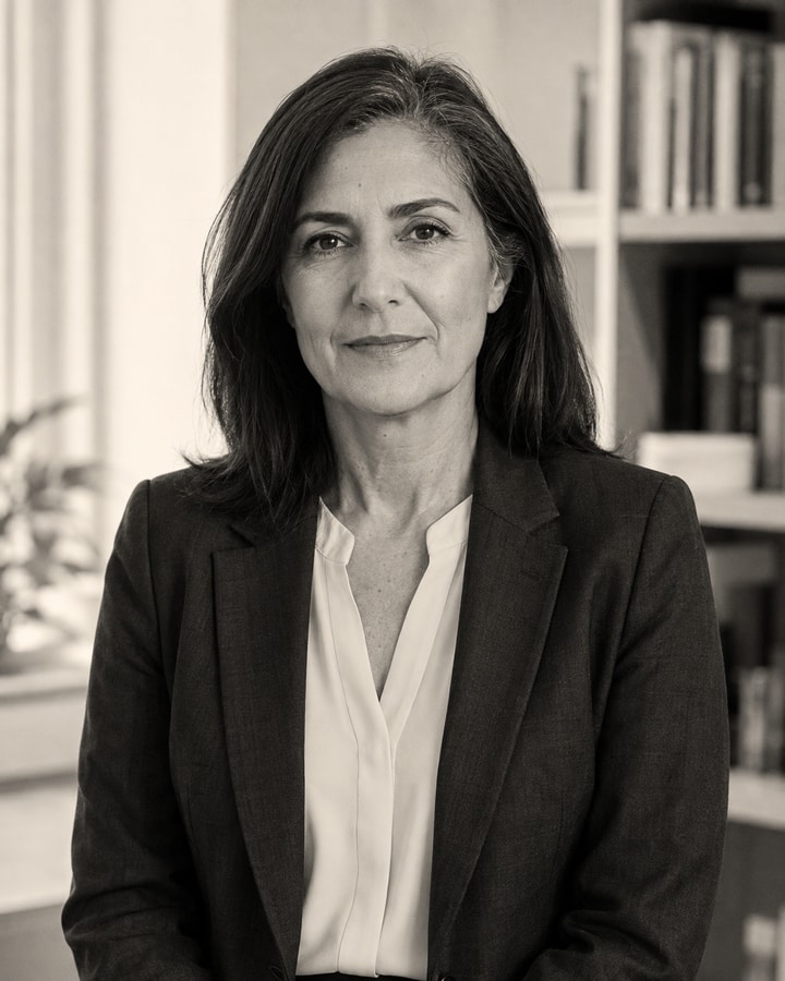 Helena Duarte · 虚构档案示例